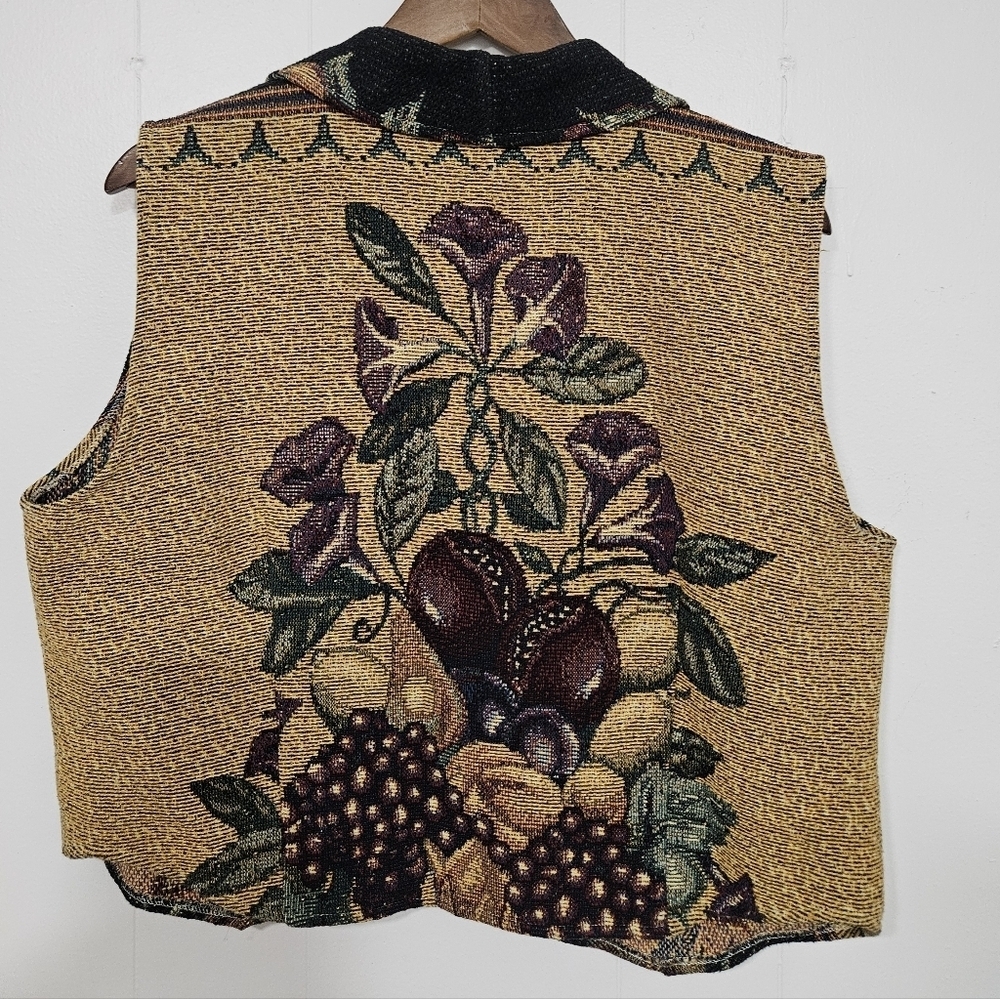 Every Stitch Counts Vintage Fruit Floral Theme Rare Unique Vest - Picture 4 of 7
